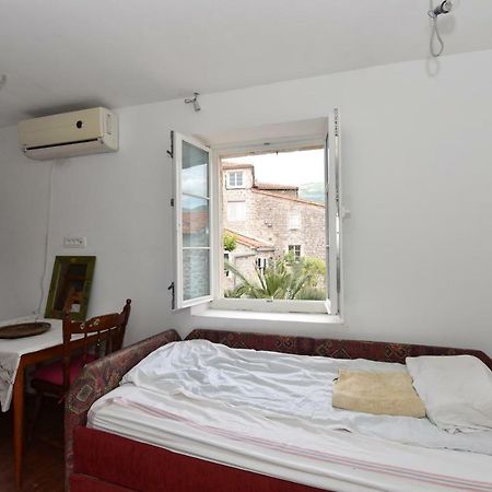 Hostel Michel Budua Esterno foto