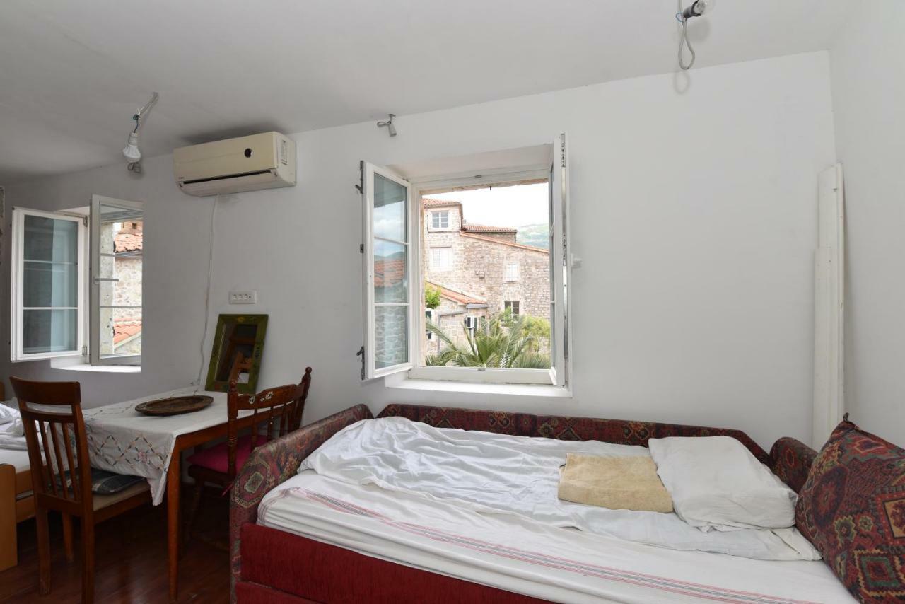 Hostel Michel Budua Esterno foto