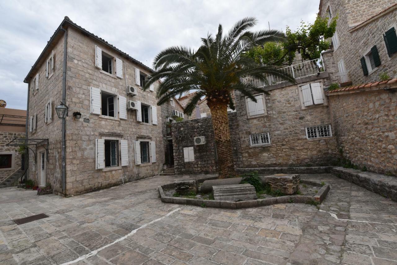 Hostel Michel Budua Esterno foto