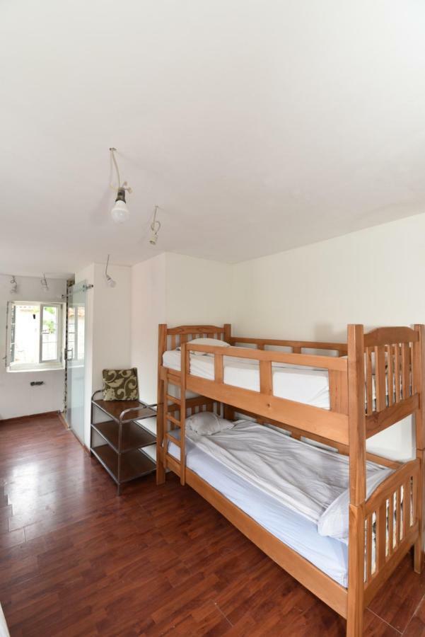 Hostel Michel Budua Esterno foto